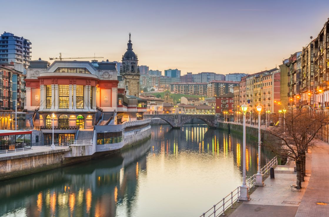 Salida del sol en Bilbao España